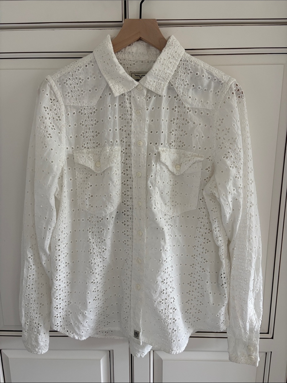 Kimes Ranch White Eyelet Western Button Shirt Feminine Equestrian Women’s XL NEW